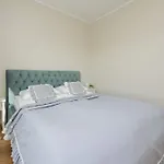 Apartmán Bright With 2 Bedrooms And Air Conditioning By Renters