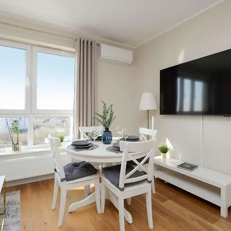 Apartmán Bright With 2 Bedrooms And Air Conditioning By Renters